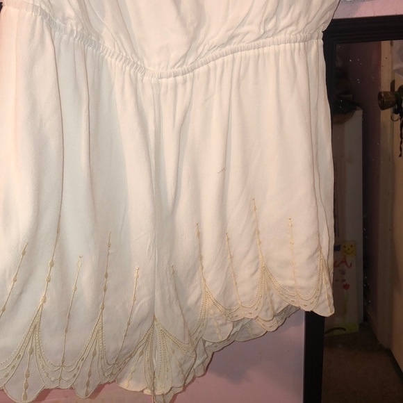 White romper! - Picture 2 of 3